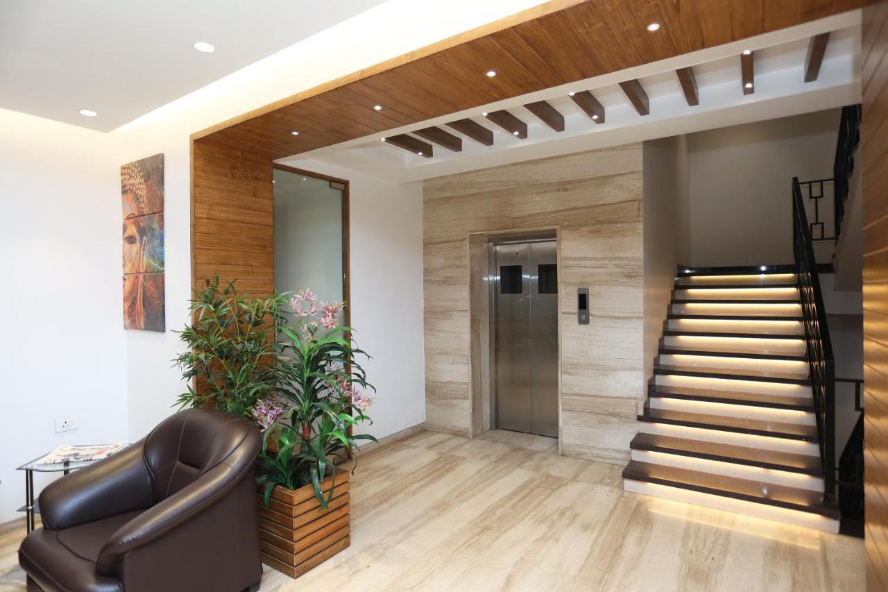 Hotel Yelchiko Варанаси Екстериор снимка