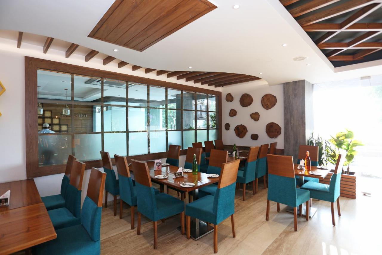 Hotel Yelchiko Варанаси Екстериор снимка