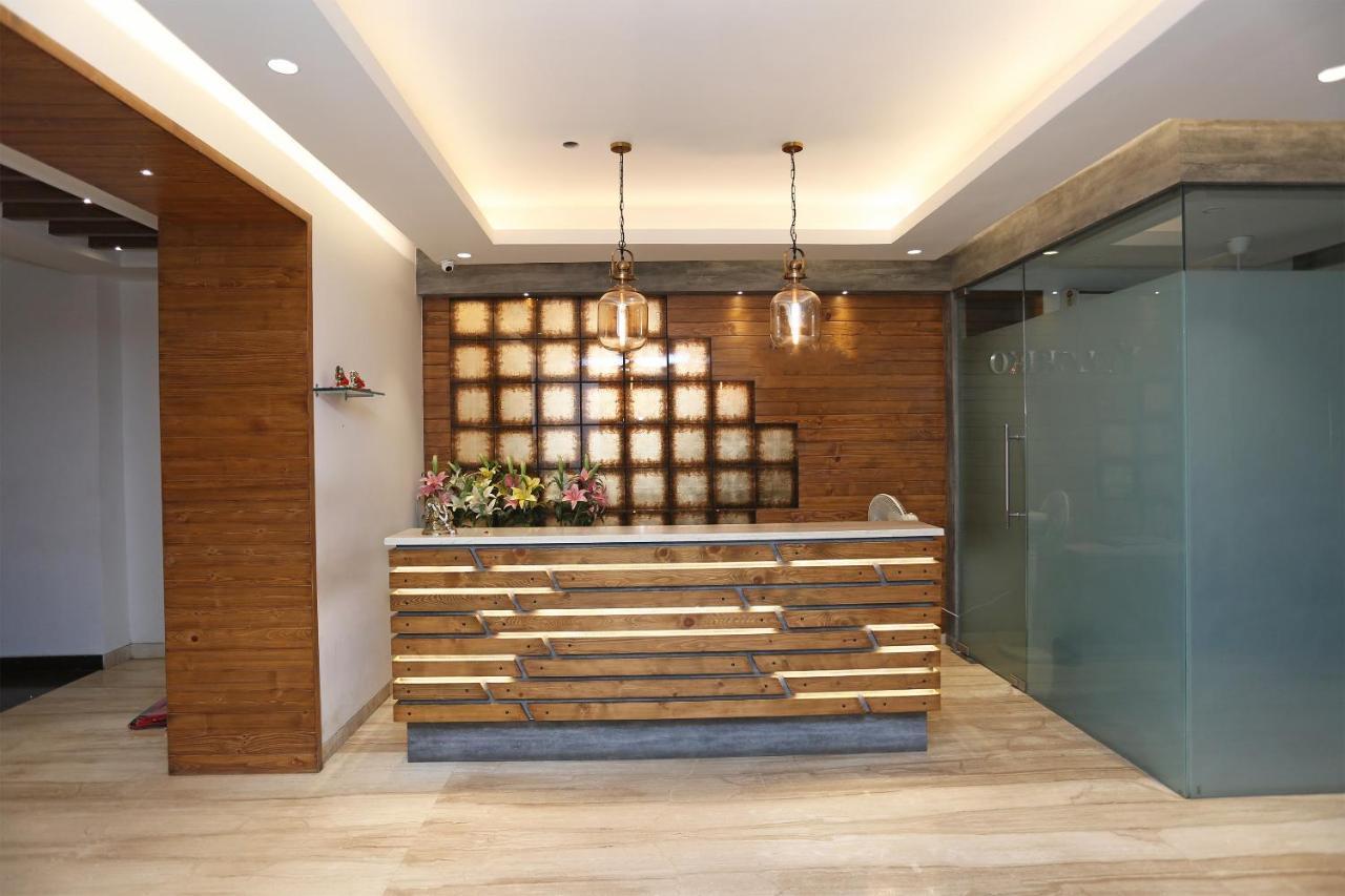 Hotel Yelchiko Варанаси Екстериор снимка